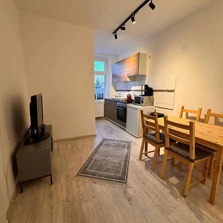 A&v Tiger Naehe Stadion * غيلسنكيرشن